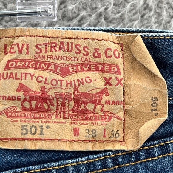 Levis 501 Jeans Button Fly Mens 38 X 36 Straight Leg Blue Denim Classic - Picture 6 of 12